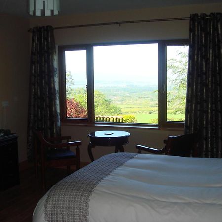 Benbulben Farmhouse B&B Drumcliff Oda fotoğraf